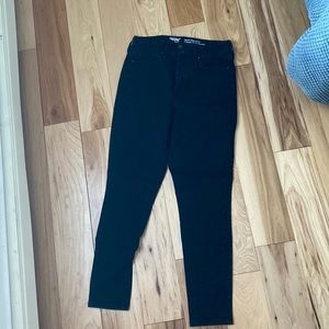 High waisted black skinny